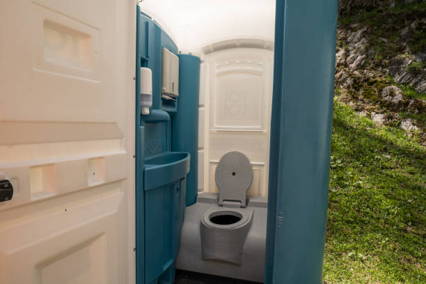 Best Portable restroom trailer rental  in Beckley, WV